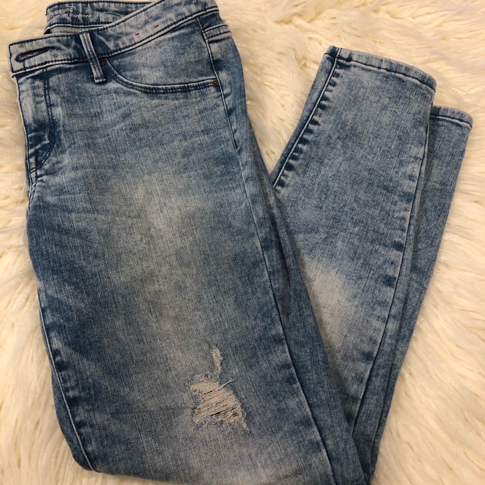 MID RISE JEGGING